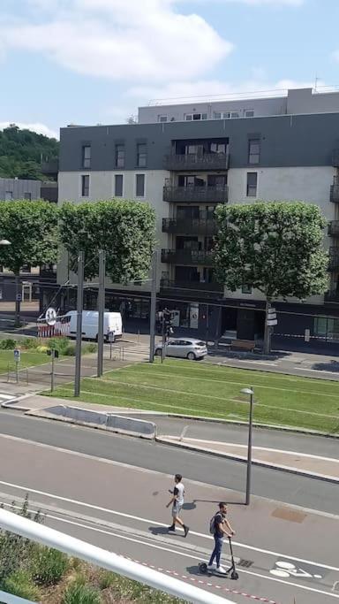 Апартаменты T2 Cosy Bordeaux - Tram & Parking Сенон Экстерьер фото